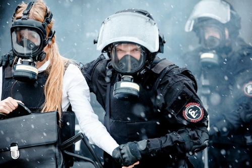 Эвакуация сотрудников в случае беспорядков 